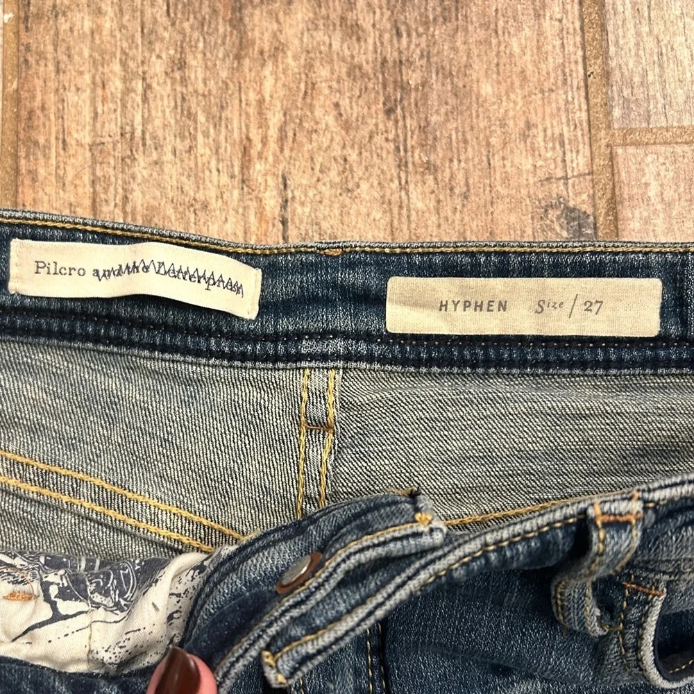 ANTHROPOLOGIE PILCRO AND THE LETTERPRESS
Hyphen Medium Blue Denim Jean Shorts - Picture 3 of 8